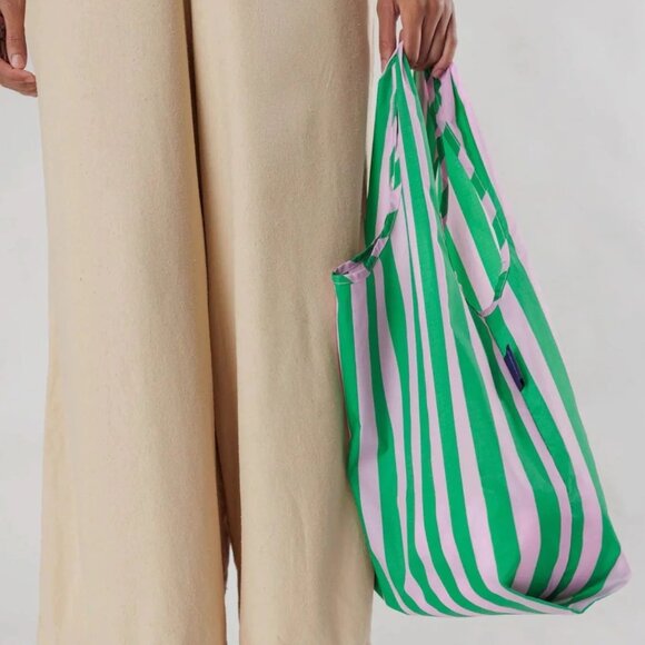 NWT Standard Baggu - Pink Green Awning Stripe - Picture 7 of 7